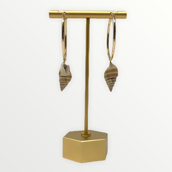 BP Sea Shell Hoop Dangle Earrings - Picture 1 of 5